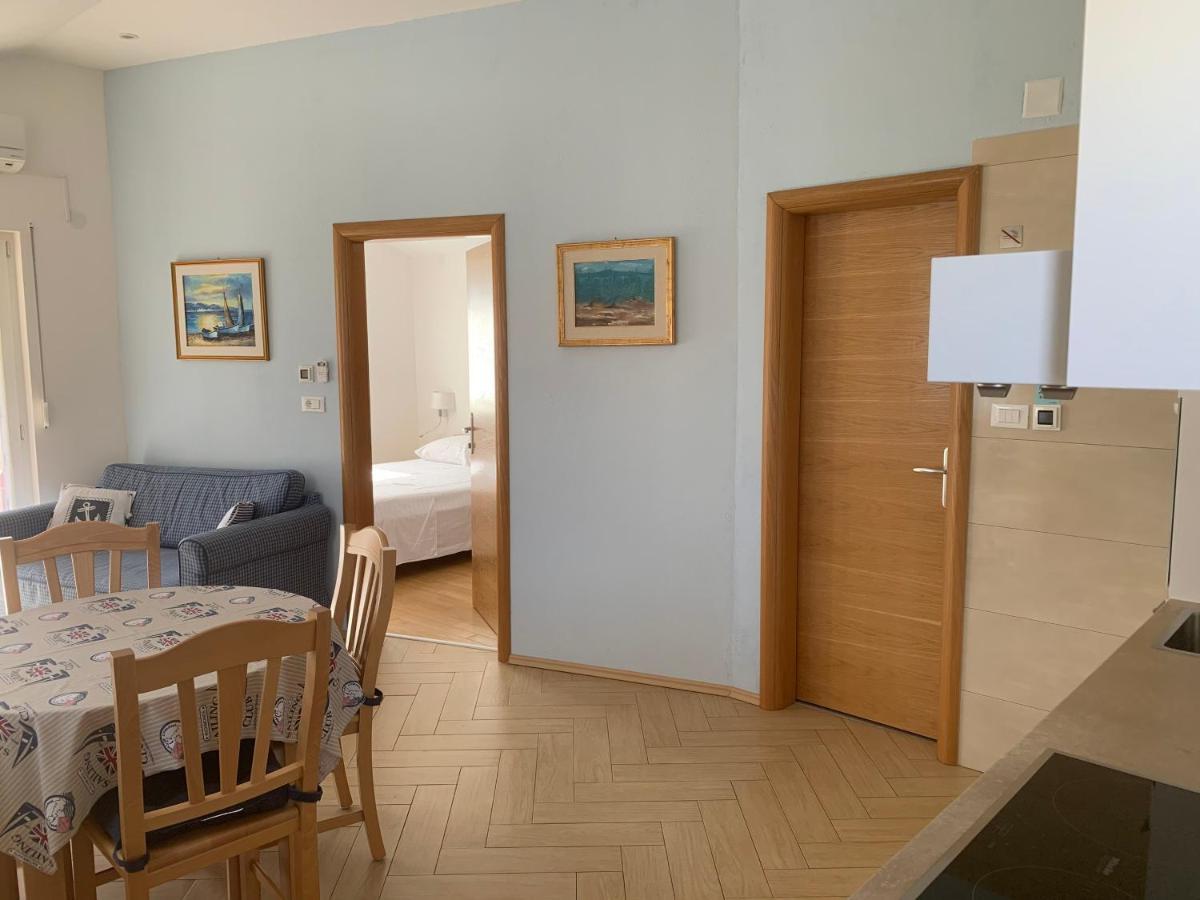 Apartment Klara Krk Town Exterior photo