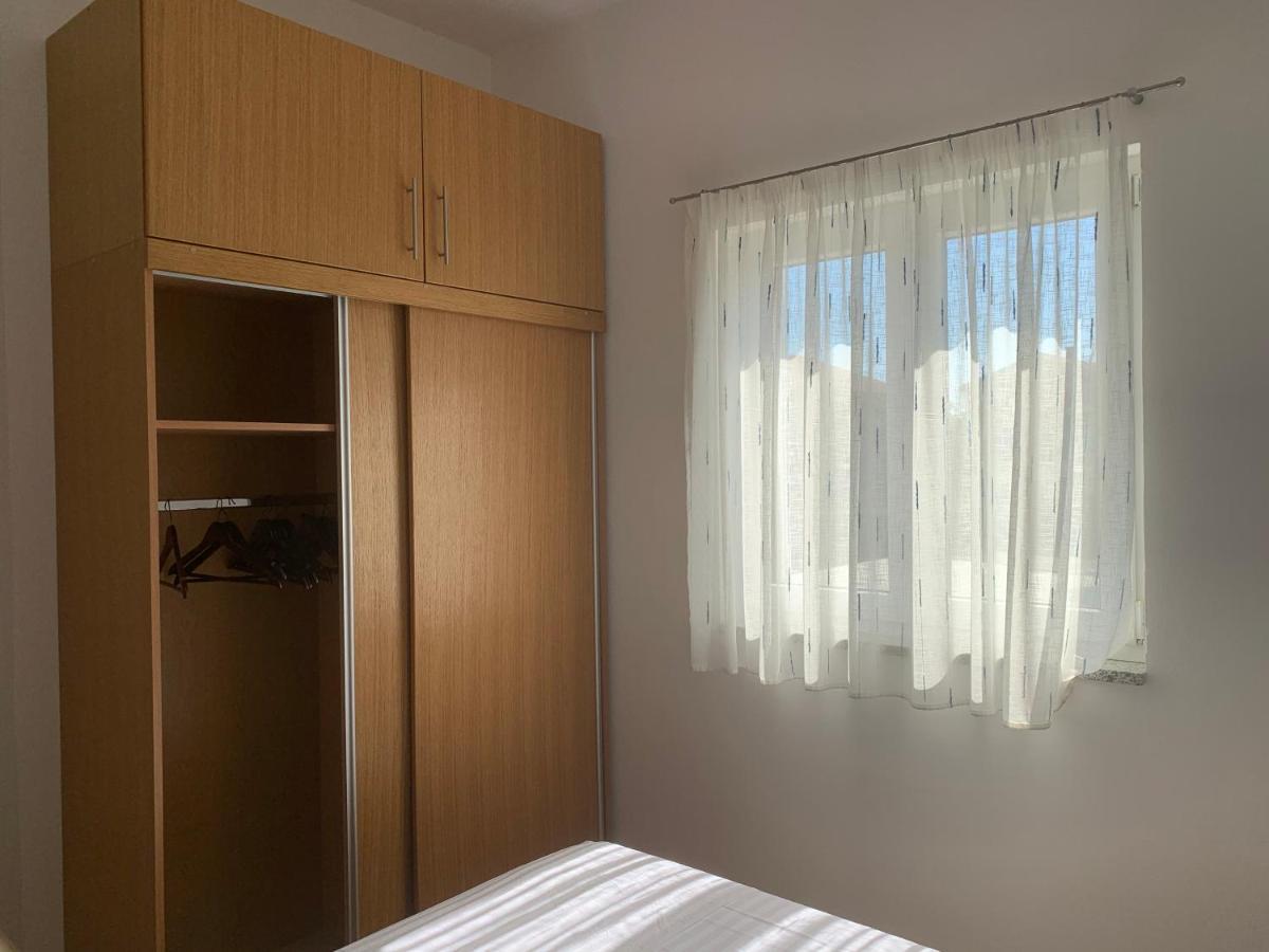 Apartment Klara Krk Town Exterior photo